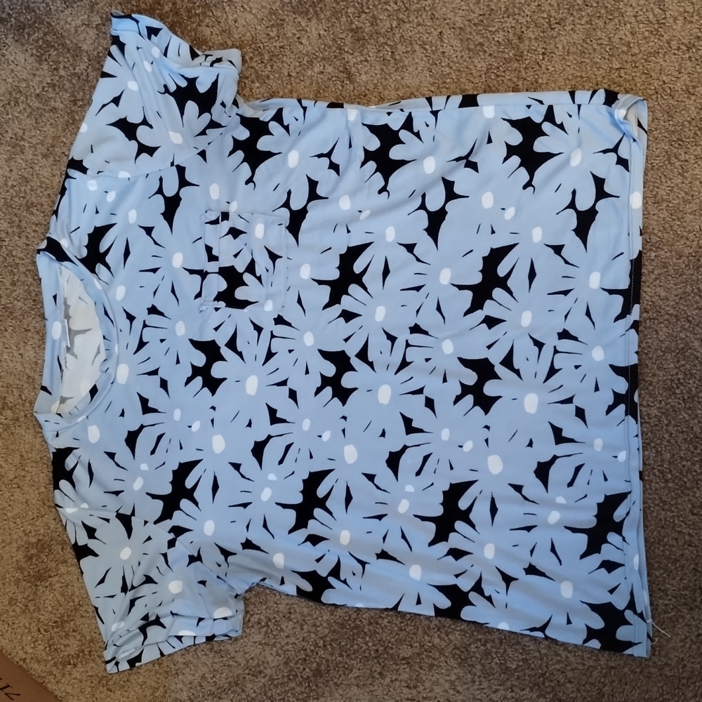 Real essentials size L Women's pajama shirt